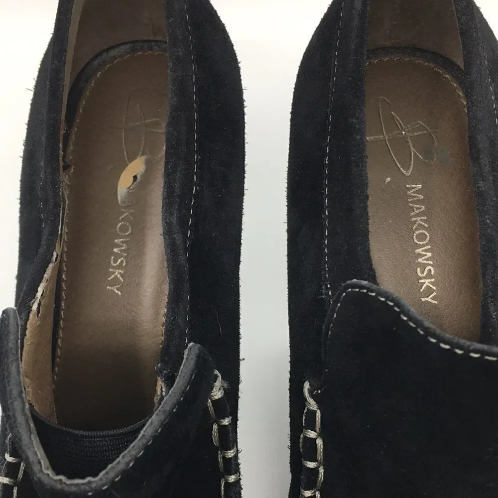 B MAKOWSKY Heeled Black Suede Loafers Sz 11 **slightly flawed**